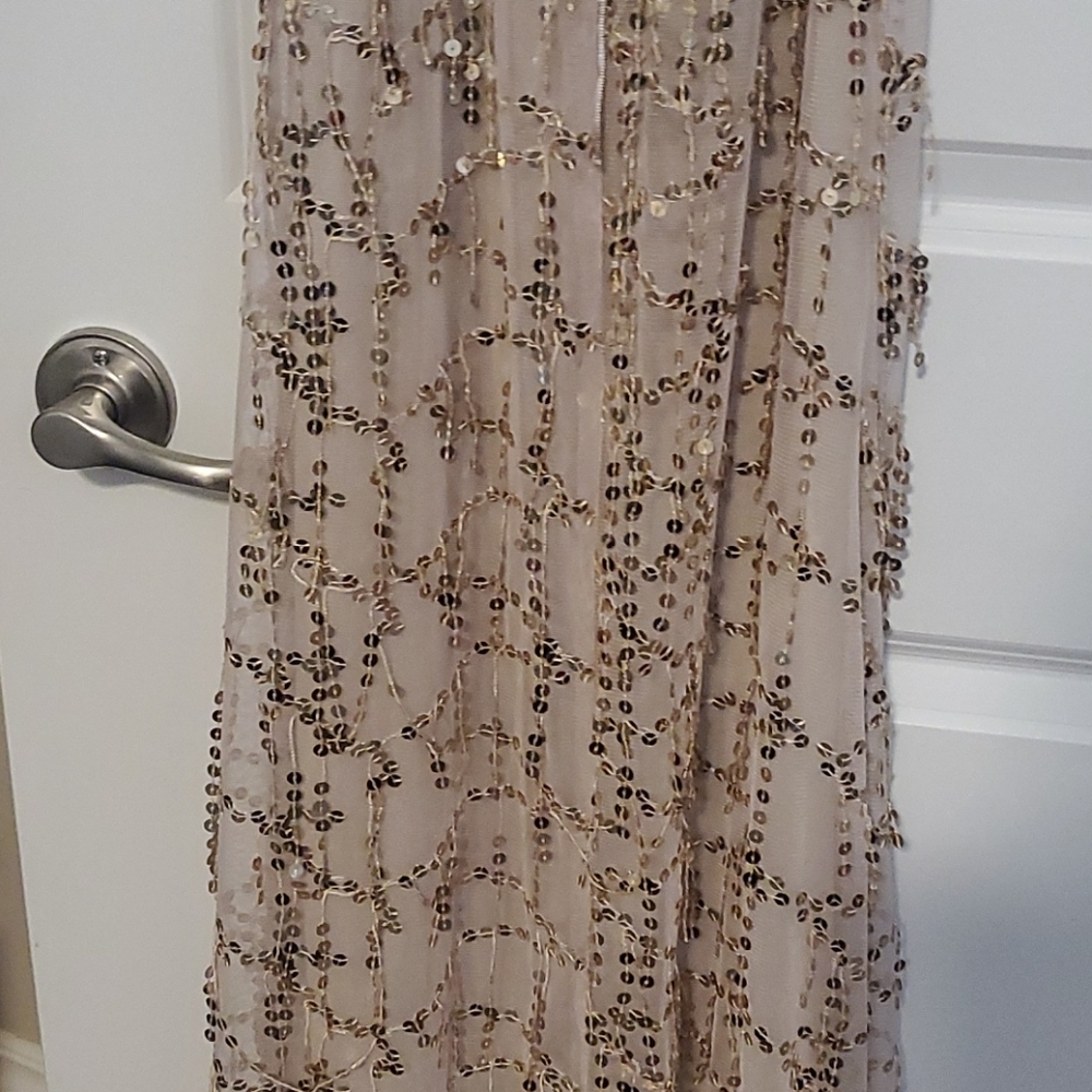 Event Gown - Picture 4 of 4